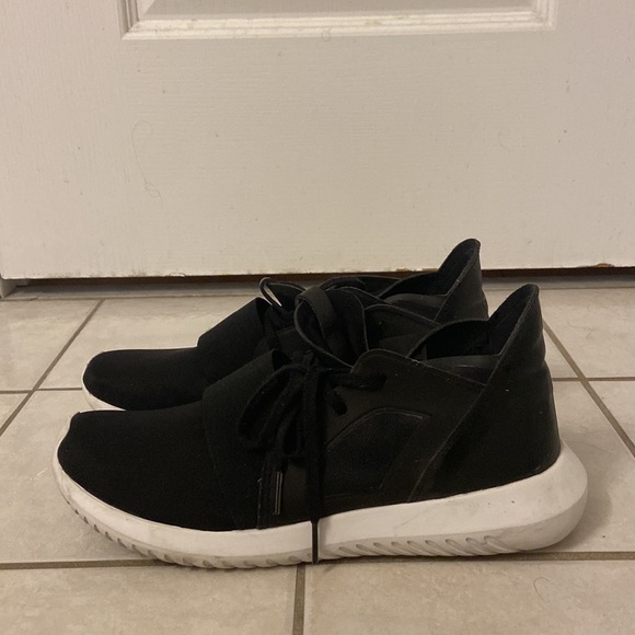 Adidas tubular defiant, size 9 - Picture 3 of 10